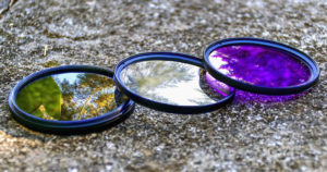 偏光板とは？わかりやすく原理と仕組みについて説明してみた