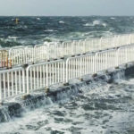 南港魚つり園護岸の海釣り公園は台風被害により壊滅的で復旧が